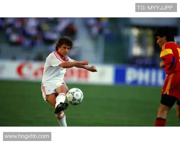 传奇名将足球的辉煌历程与战术智慧解析